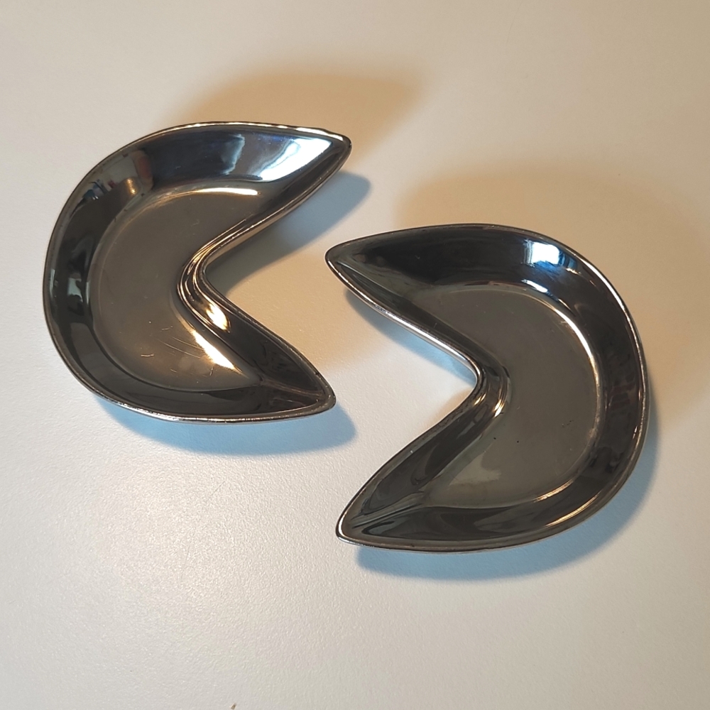 2 fortune cookie dishes